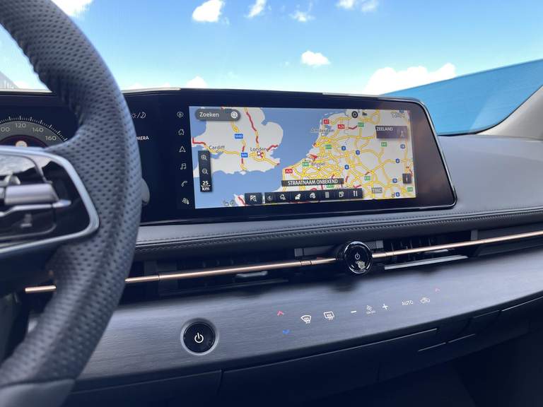 Nissan Nissan