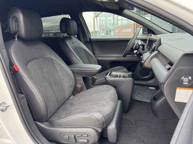 Hyundai Hyundai