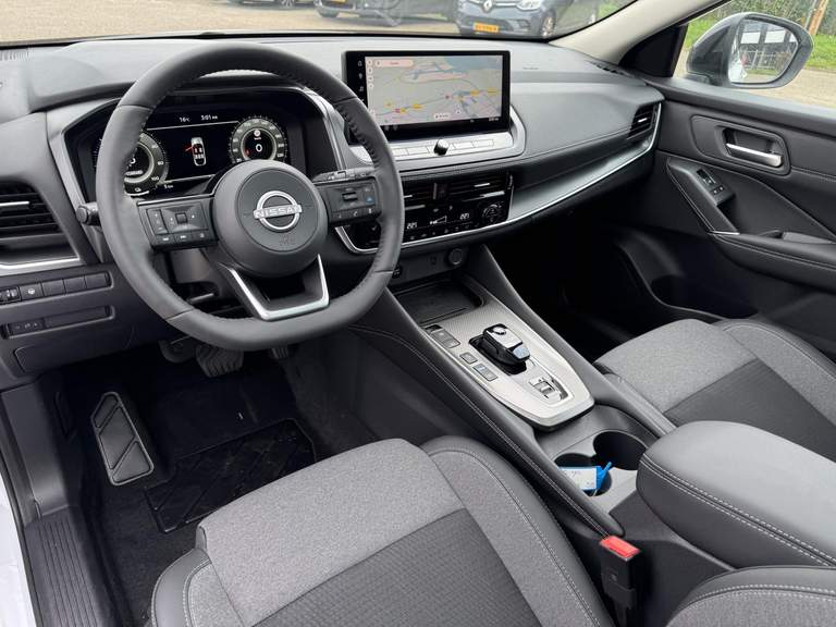 Nissan Nissan