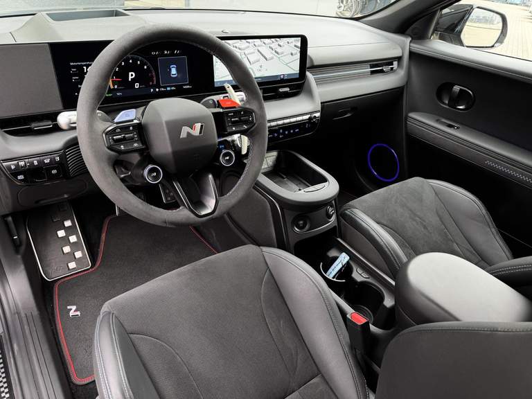 Hyundai Hyundai