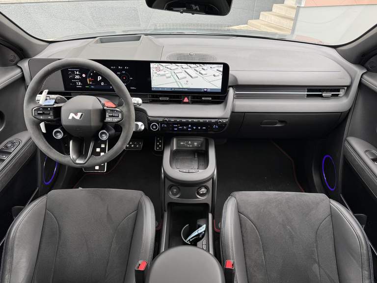 Hyundai Hyundai
