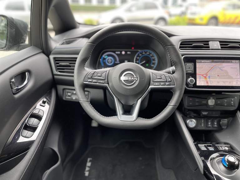 Nissan Nissan