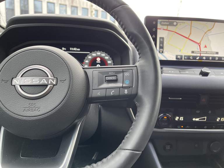 Nissan Nissan