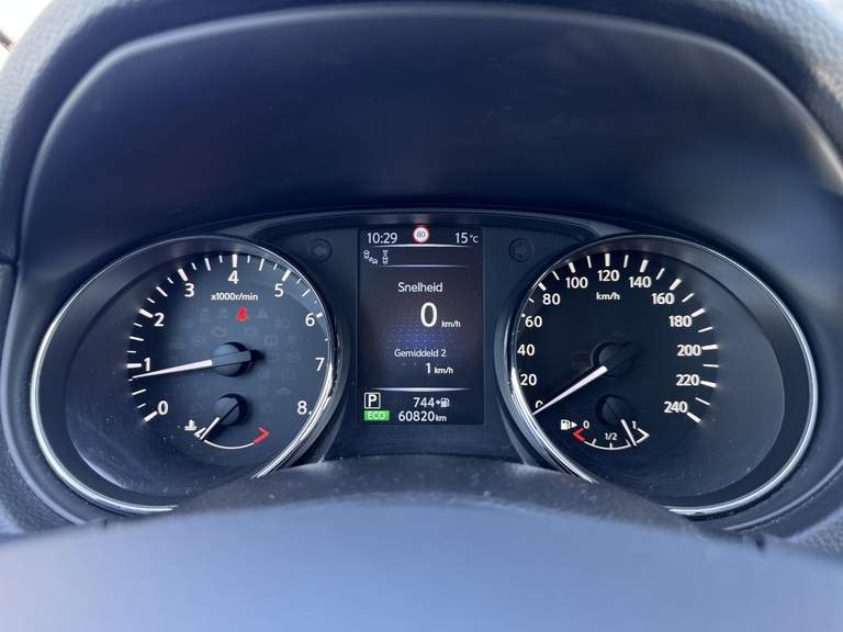 Nissan Nissan