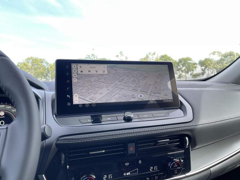 Nissan Nissan
