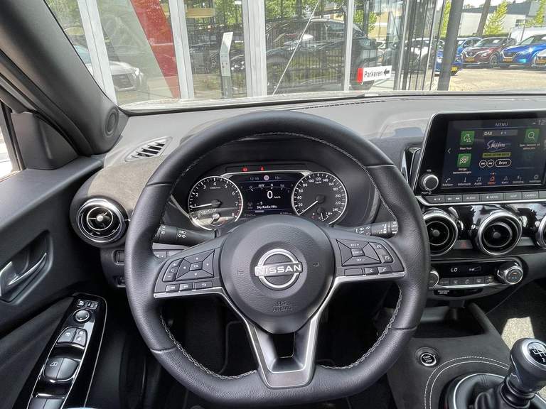 Nissan Nissan