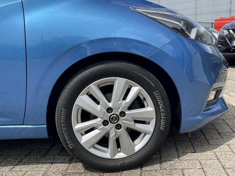 Nissan Nissan