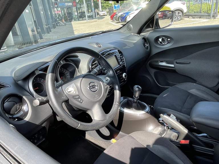 Nissan Nissan