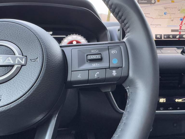 Nissan Nissan