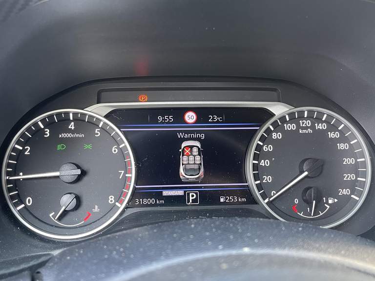 Nissan Nissan