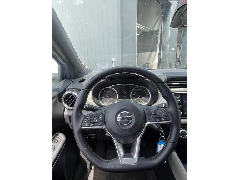 Nissan Nissan