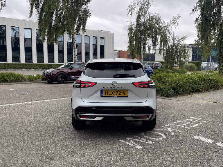 Nissan Nissan