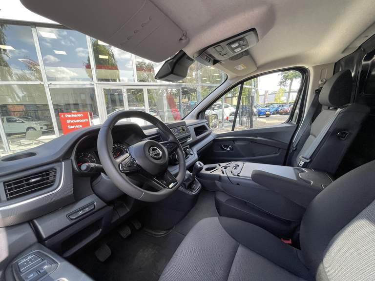 Nissan Nissan