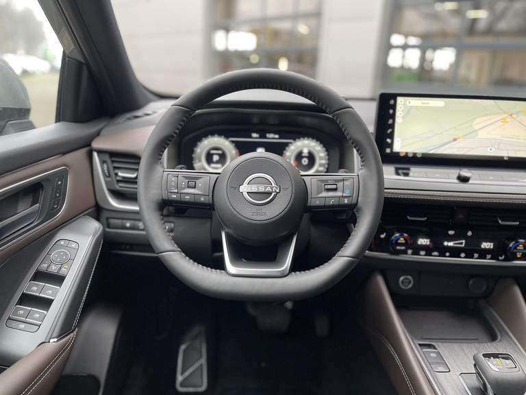 Nissan Nissan