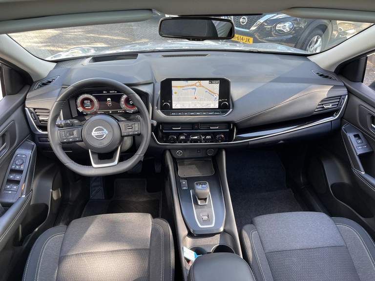 Nissan Nissan