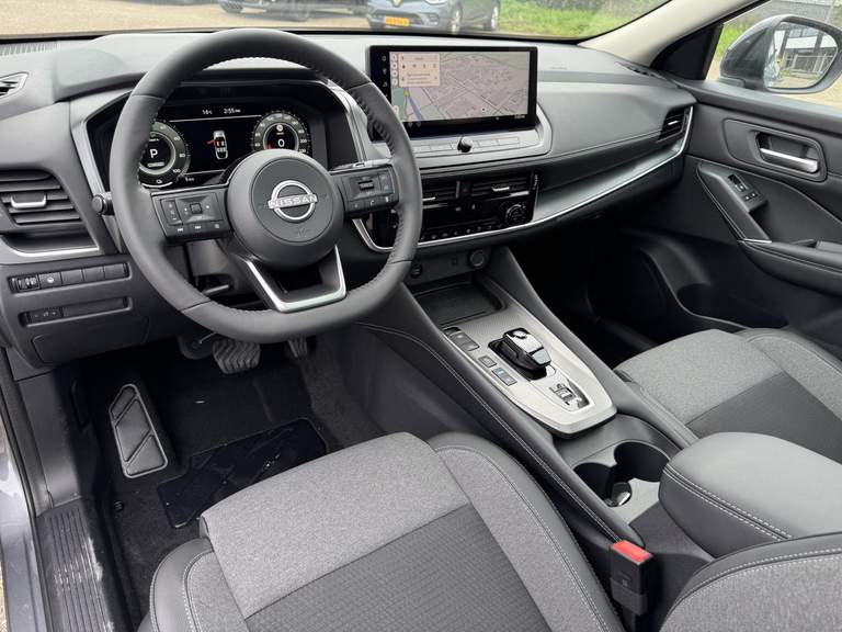 Nissan Nissan