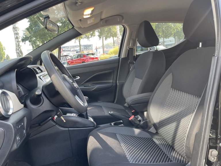 Nissan Nissan