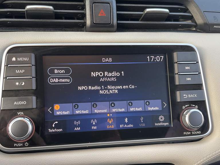 Nissan Nissan