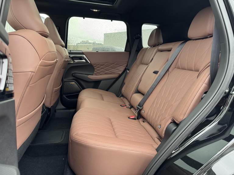 Mitsubishi Mitsubishi