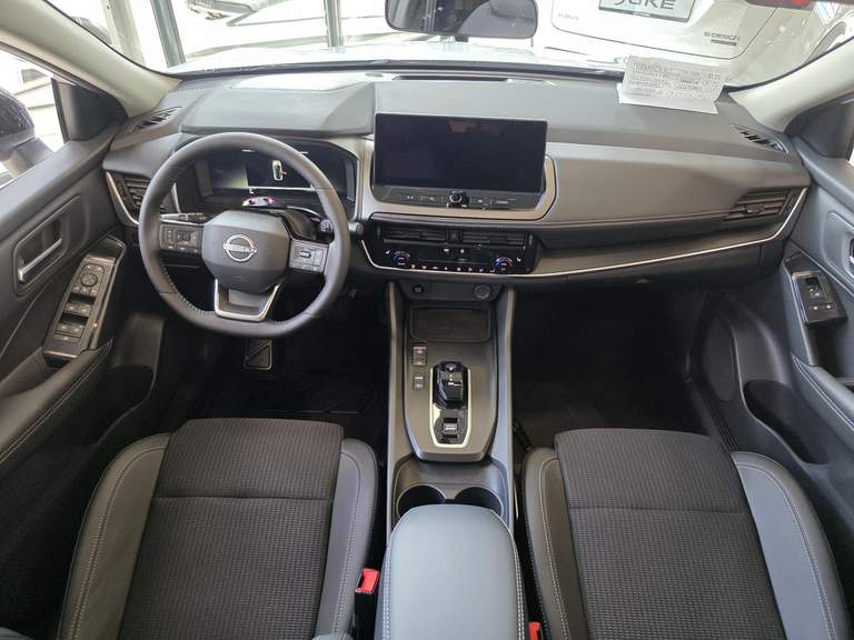 Nissan Nissan