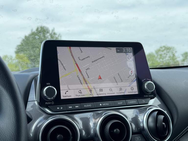 Nissan Nissan