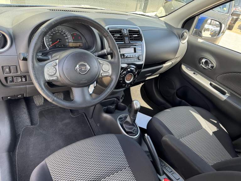 Nissan Nissan