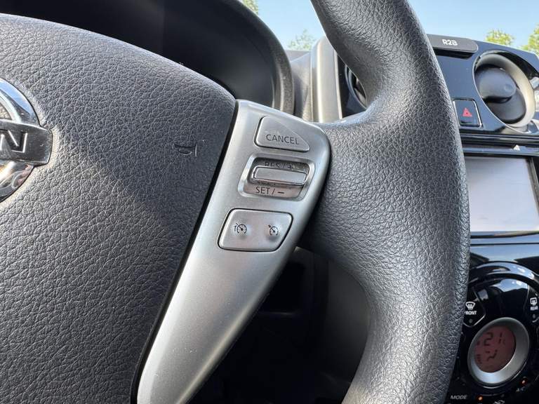 Nissan Nissan