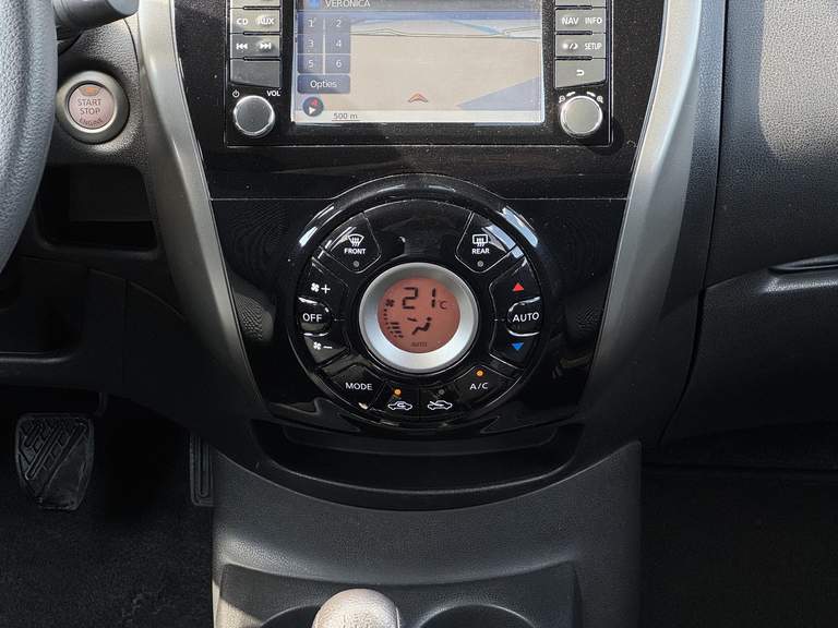 Nissan Nissan