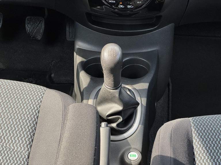 Nissan Nissan