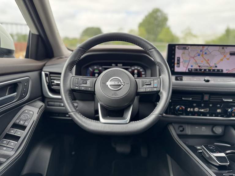 Nissan Nissan