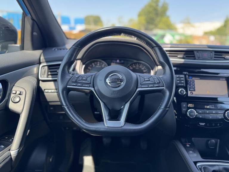 Nissan Nissan