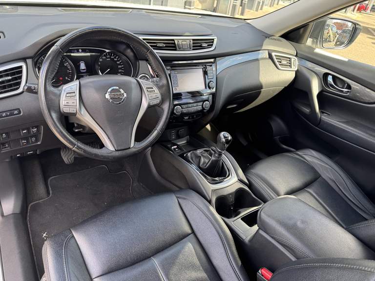 Nissan Nissan