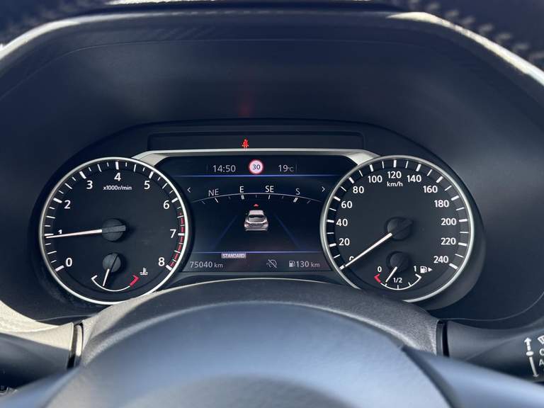 Nissan Nissan