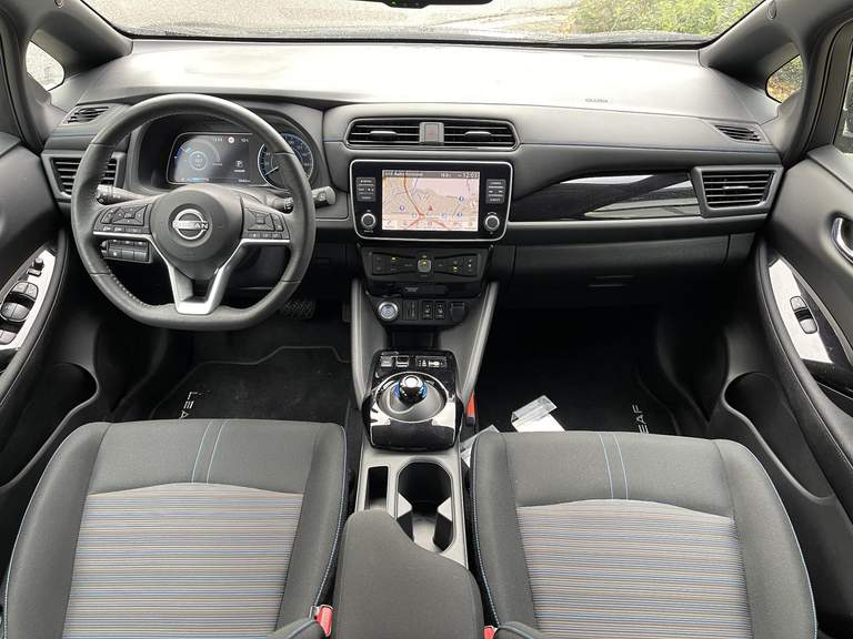 Nissan Nissan