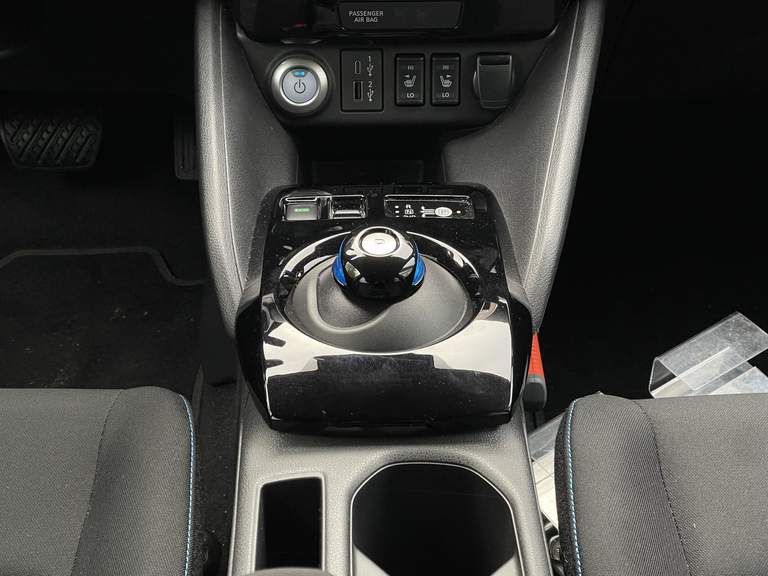 Nissan Nissan