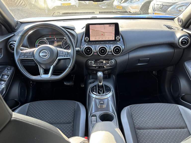Nissan Nissan