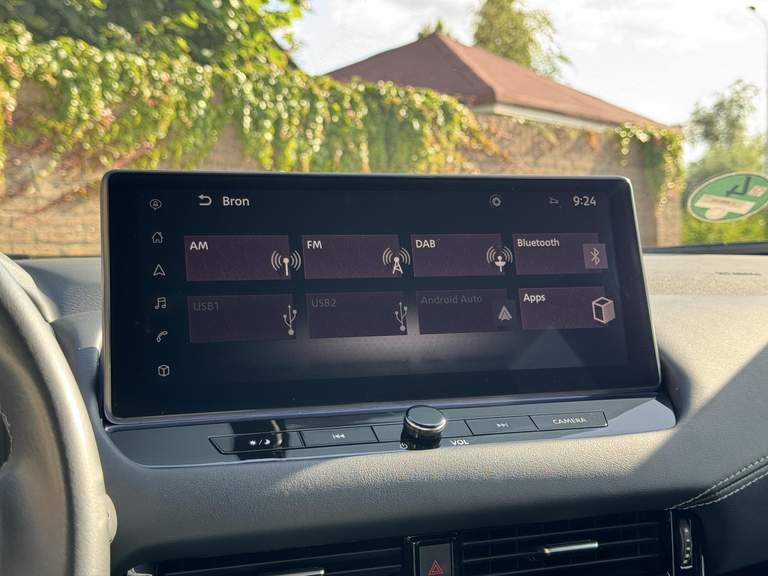 Nissan Nissan
