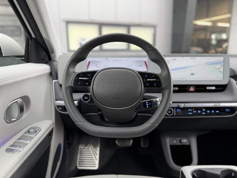 Hyundai Hyundai