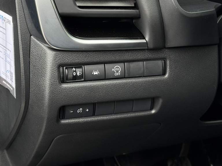 Nissan Nissan