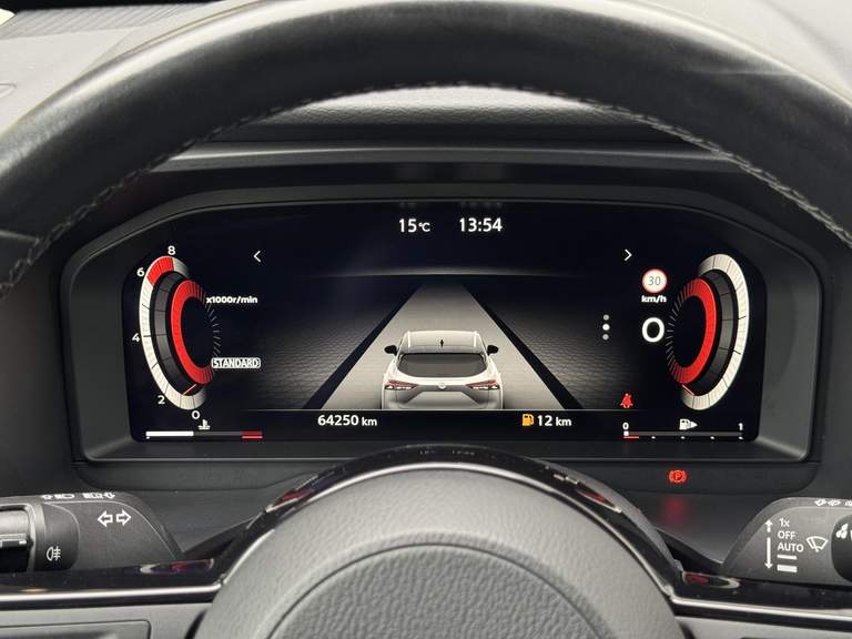 Nissan Nissan