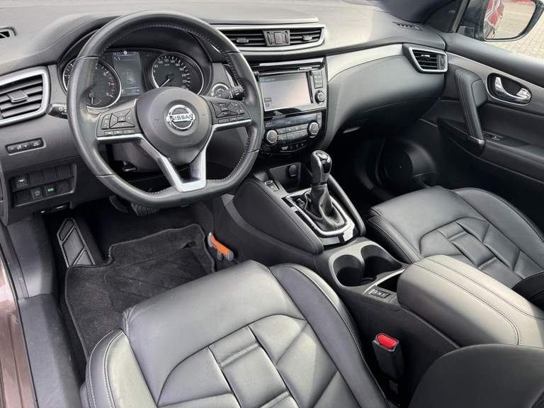 Nissan Nissan