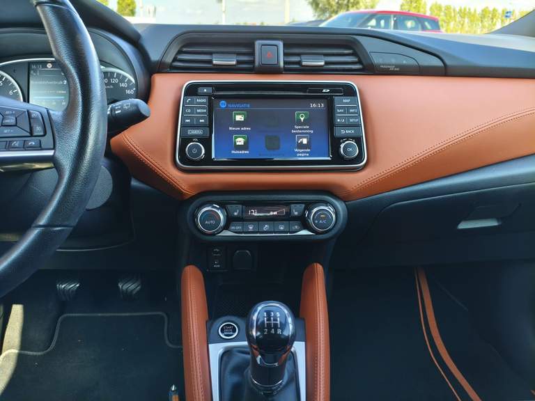 Nissan Nissan