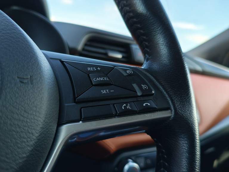 Nissan Nissan