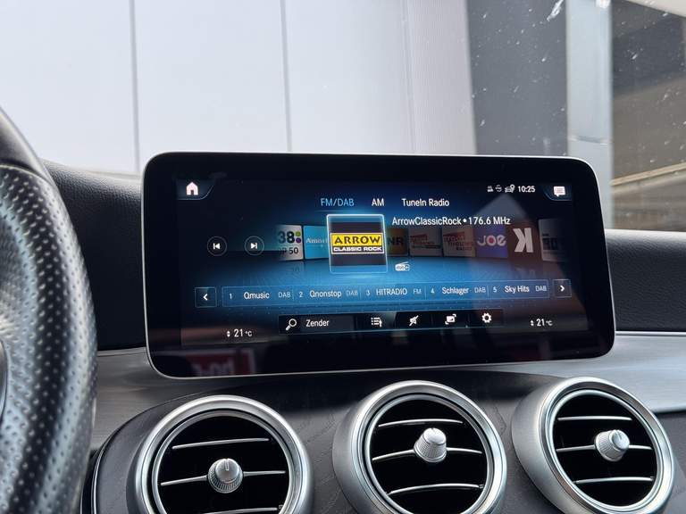 Mercedes-Benz Mercedes-Benz