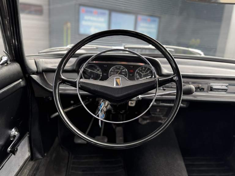 Peugeot Peugeot