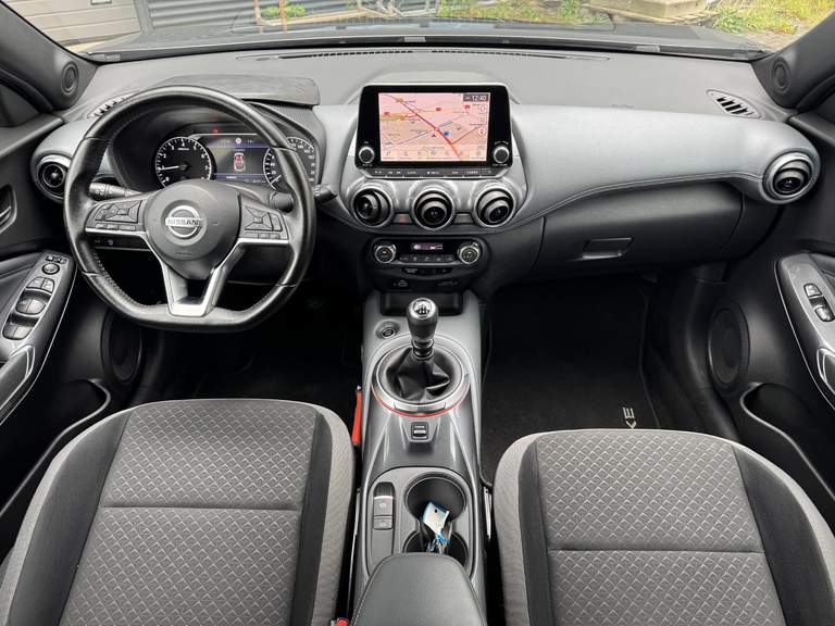 Nissan Nissan
