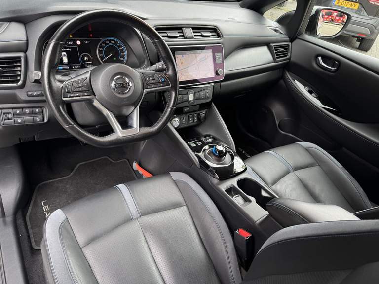 Nissan Nissan