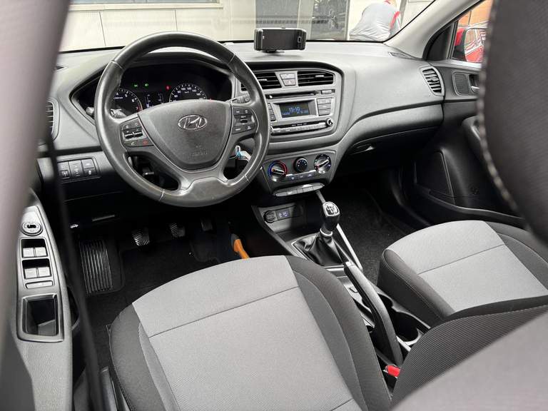 Hyundai Hyundai