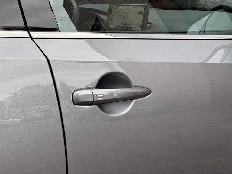 Nissan Nissan