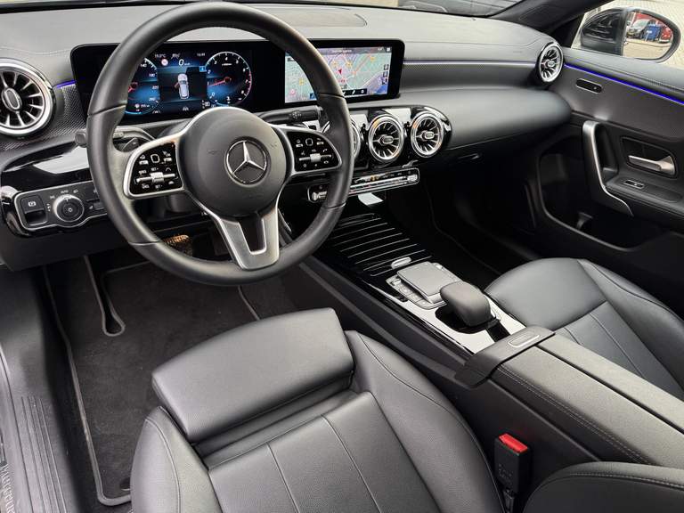 Mercedes-Benz Mercedes-Benz